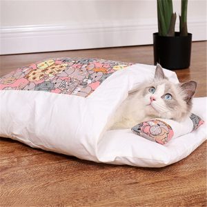 Cama Cerrada de Invierno para Gatos