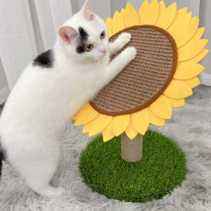 Rascador vertical para gatos con casa nido